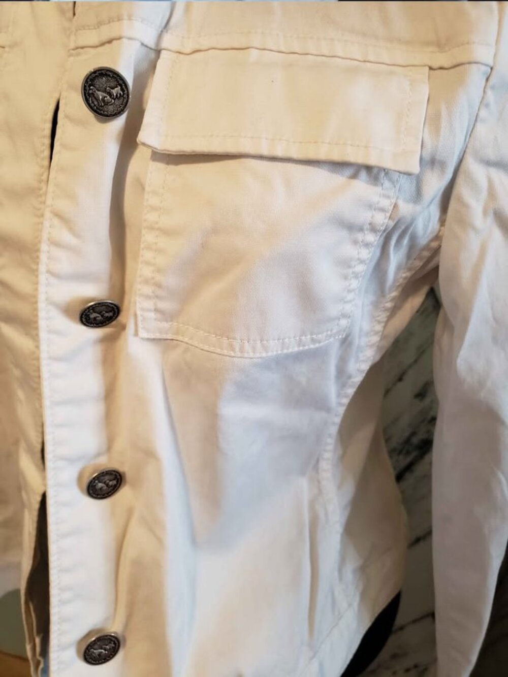 ⭐️ Gap White Jean Jacket Size Small - Picture 2 of 8